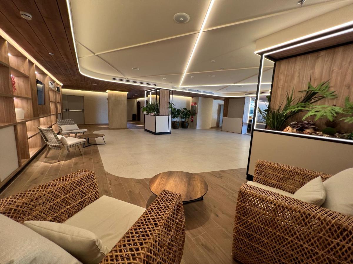Hotel Primavera Park Benidorm Bagian luar foto