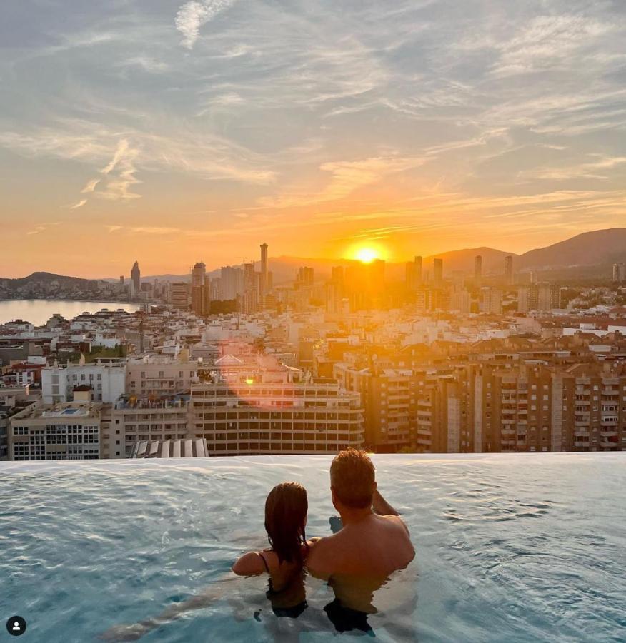 Hotel Primavera Park Benidorm Bagian luar foto